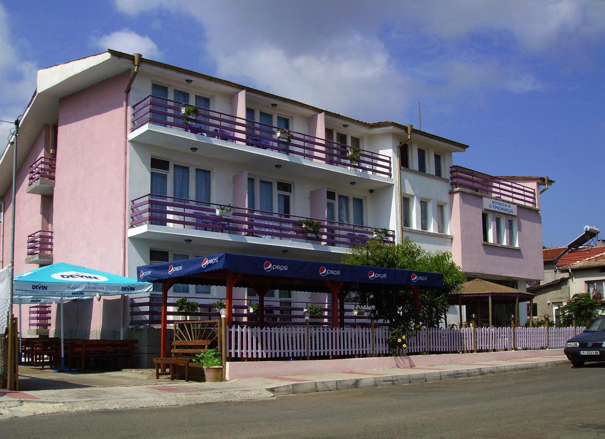 Hotel Strajica Lozenets ภายนอก รูปภาพ